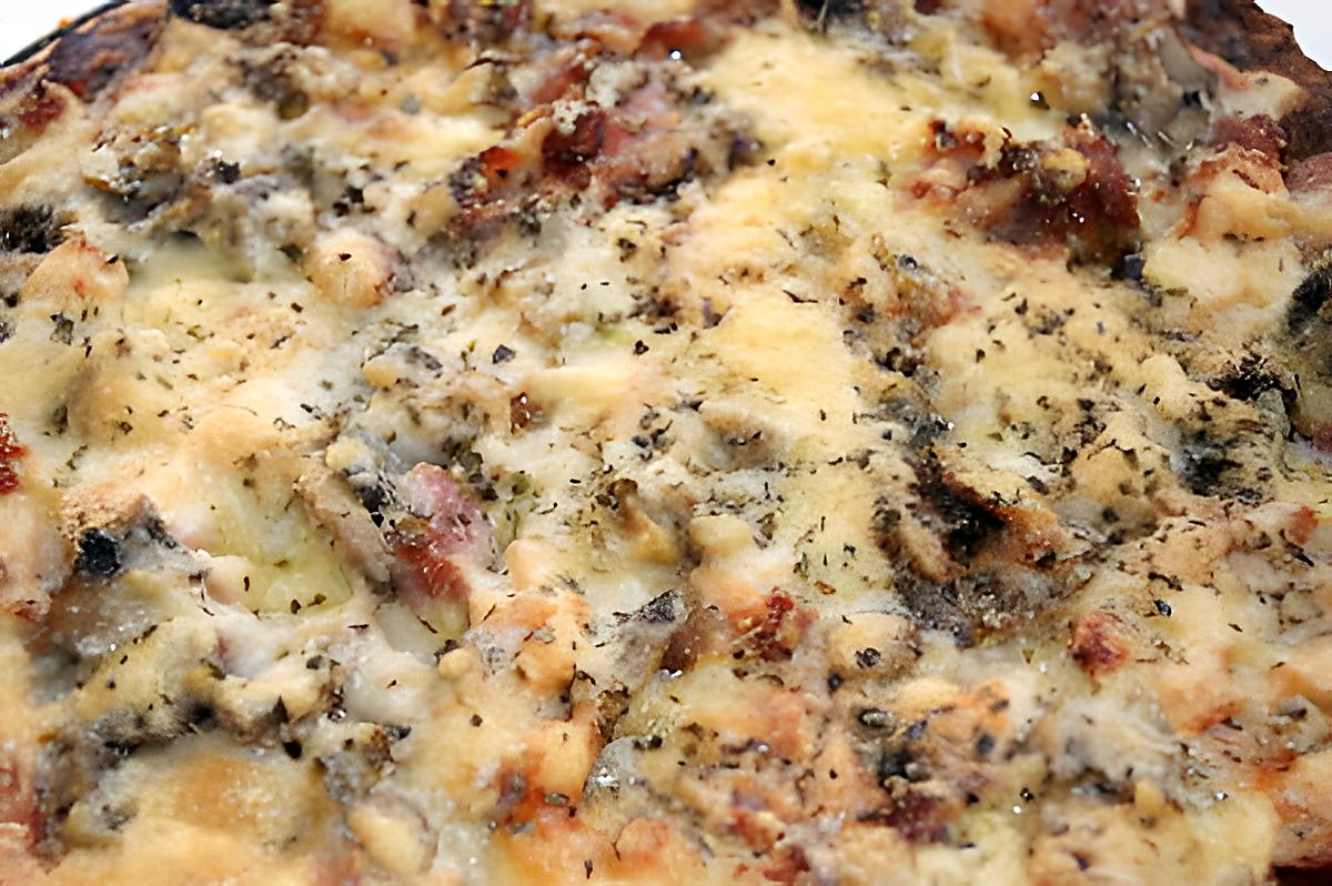 recette La pizza de "Mamyloula" n°2 avec les restes de la crêpe party
