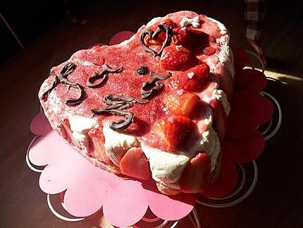 recette Coeur Valentin (tiramisu façon fraisier au rhum)