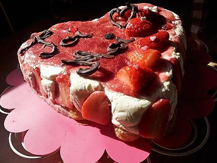 recette Coeur Valentin (tiramisu façon fraisier au rhum)