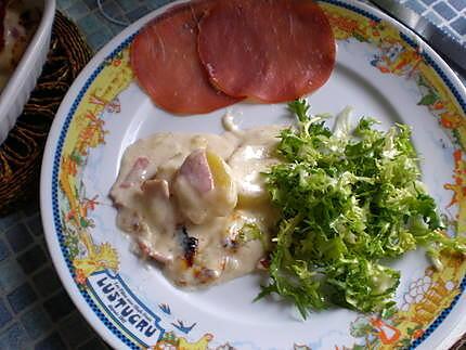 recette Pommes de terre sauce fondue 3 fromages et bacon
