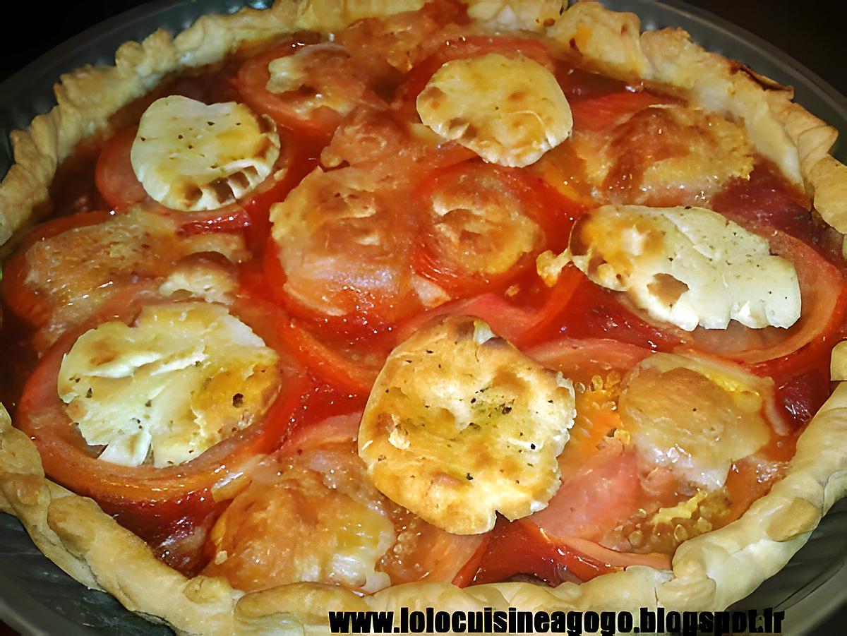 recette Tarte Tomate-Chèvre au coulis de tomate et courgettes grillées