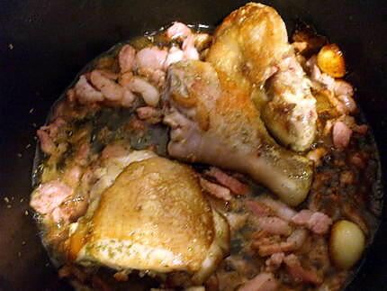 recette Poulet ... sauce champignons et petits lardons...parfumé au thym...