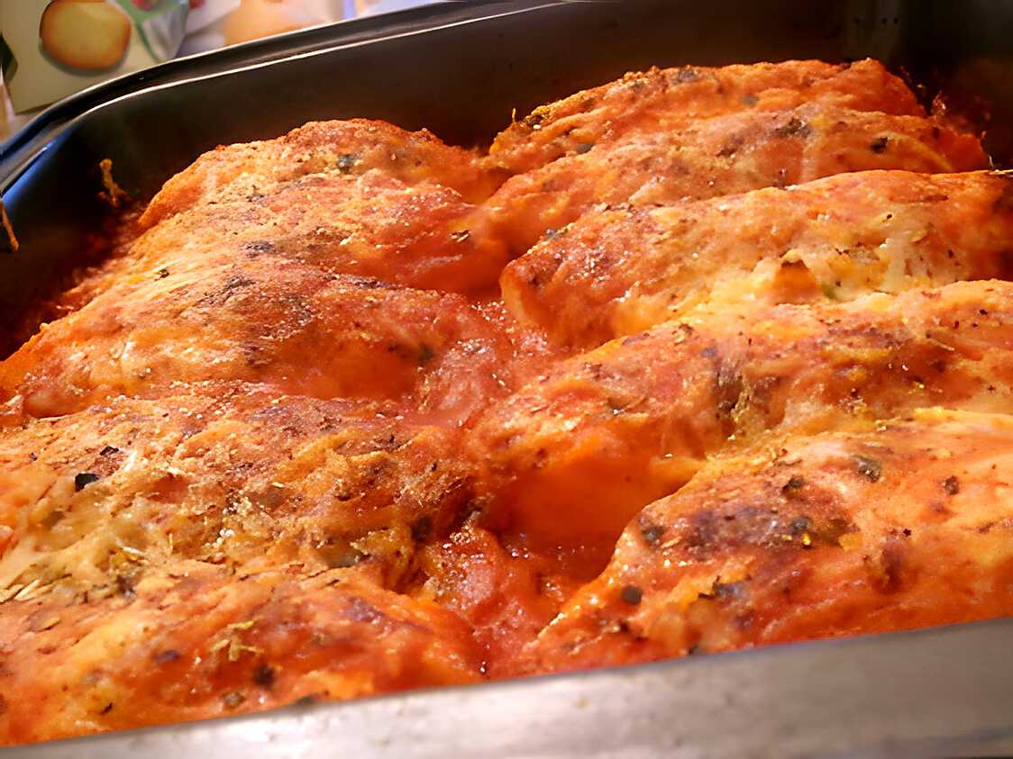 Quenelles en sauce rouge-image