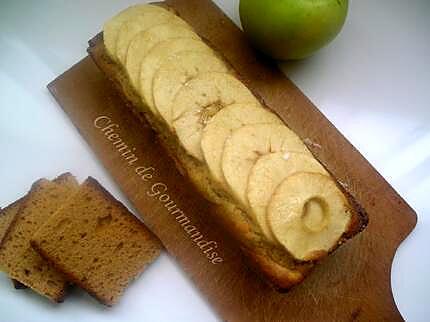 recette Cake aux pommes & pain d'épices