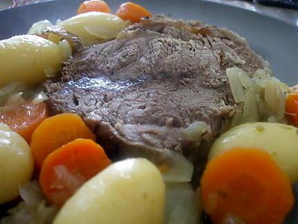 recette " Rôti de veau light en cocotte... aux petits légumes... cuit au four..."