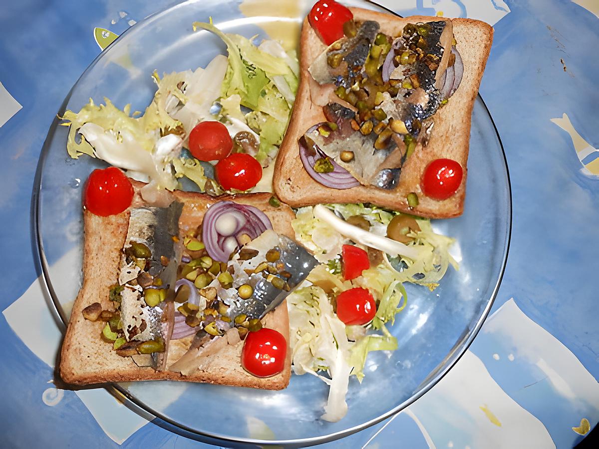 recette Toasts de filets de sardines aux pistaches