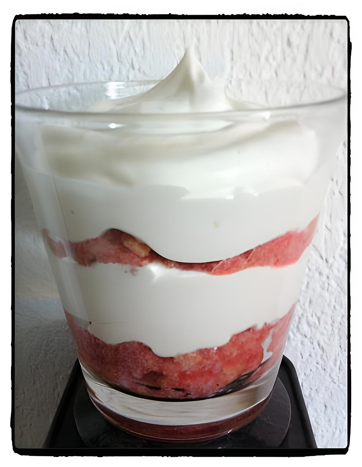 recette Tiramisu sans oeufs a la fraise