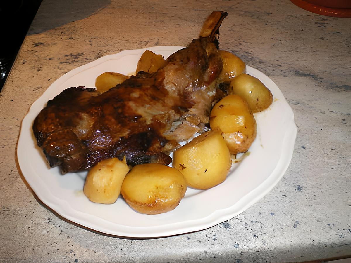 recette GIGOT D' AGNEAU MOUTARDE ET POMMES DE TERRE