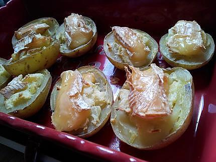 recette Pommes de terre farcies au coulommiers