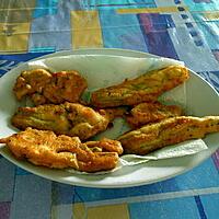 recette BEIGNETS DE FLEURS DE COURGETTES