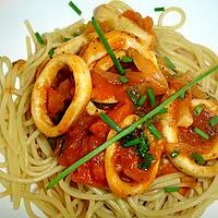 recette Calamars aux tomates et Spaghettis