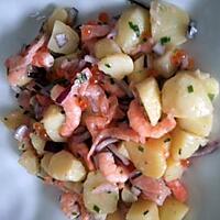 recette Salade de pommes de terre aux crevettes et oeufs de saumon
