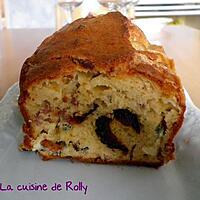 recette Cake aux pruneaux, lardons et bleu de Bresse
