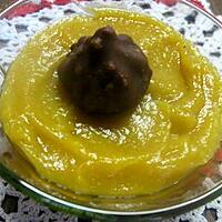 recette Compote de pommes. d'abricots au sirop. rocher chocolaté.