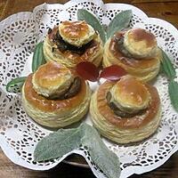 recette Bouchées en croûte garnies aux champignons rosés.