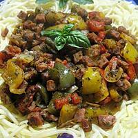 recette couronne de spaghettis aux poivrons et feta.