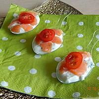 recette cuillères apéritive tzatziki, saumon et tomate cerise
