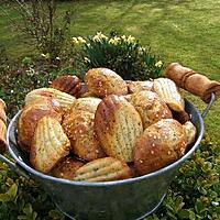 recette Madeleines salées au sésame et sauce menthe ,