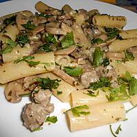 recette PASTA  FUNGHI  SALSICCIA  E  SALSA  AL  LIMONE