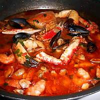 recette SUGO  AVEC PINCES  DE  CRABE ET PATTES D'ARAIGNEES DE MER