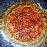 recette tarte à la tomate et herbes aromatiques