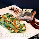 recette Pavé de saumon-tagliatelles de concombre/poivron/pomme granny