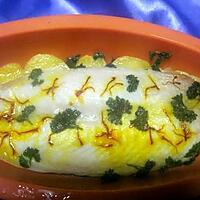 recette Filet de poisson sur un lit de pommes de terre safrané  au micro-ondes.