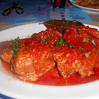 recette CARNA  LESSA  AL SUGO   E  TORTIGLIONI   (viande au bouillon sauce tomate)