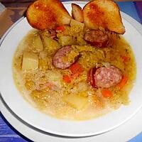 recette SOUPE AU CHOU  ET  MONTBELIARD