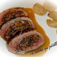 recette magret de canard automnale farcit aux noisettes grillées figues et cèpes