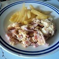 recette oeuf brouillé lardon et fromage