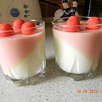 recette Panna-cotta chocolat blanc et fraises Tagada ®