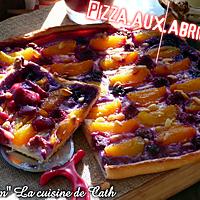 recette Pizza aux Abricots et aux fruits rouges