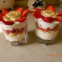 recette Verrine fraises banane sur fromage blanc