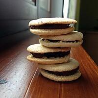 recette Macarons avec ganache au chocolat (mes premiers).