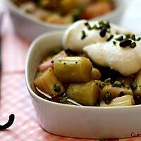 recette Rhubarbe pochée et crème fouettée