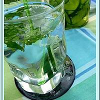 recette Detox water : concombre/menthe