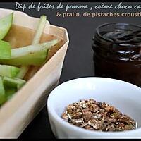 recette ** Idée de Goûter ludique, sain & gourmand: cornet /barquette de Frites de pomme granny, sauce choco- carambar et pralin **