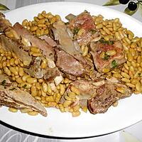 recette POITRINE D'AGNEAU BRAISEE A L'AIL ET FLAGEOLETS