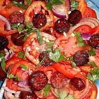 recette Salade de tomates au chorizo croustillant