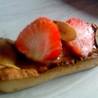recette tartelette rectangulaire fraise et ganache pralinoise