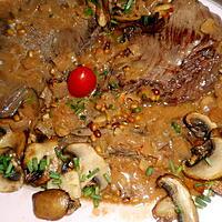 recette Onglet au poivre vert et aux champignons