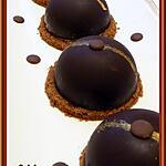 recette Dômes au chocolat à la mousse de poire et croquant spéculos