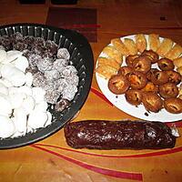 recette assortiments de gourmandises pour  noél ,   truffes,   gateau de pentrez    certains   avec clémentines confites   de ploumanach,:  meringues de josette baysse; saucisson au chocolat