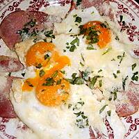 recette oeufs bacon,parmesan et estragon