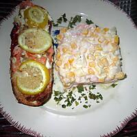 recette assiette  tartine   saumon mascarpone,,,,,,,,,,,, mais ananas, saumon,  yaourt  a la grecque