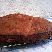 recette Cake rond aux pommes et raisins secs.