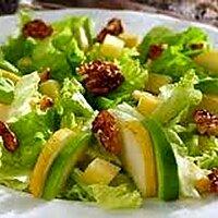 recette Salade aux poires avocats et noix caramélisées