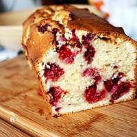 recette Cake à la crème et aux framboises