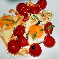 recette TOUT SIMPLE CE SOIR : OEUFS AU PLAT TOMATES GRAPPE